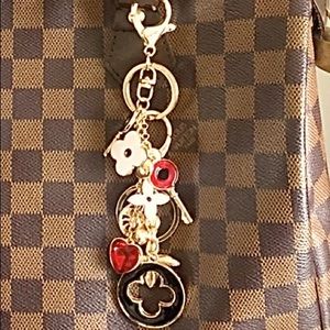 ❌SOLD‼️Bag charm/keychains